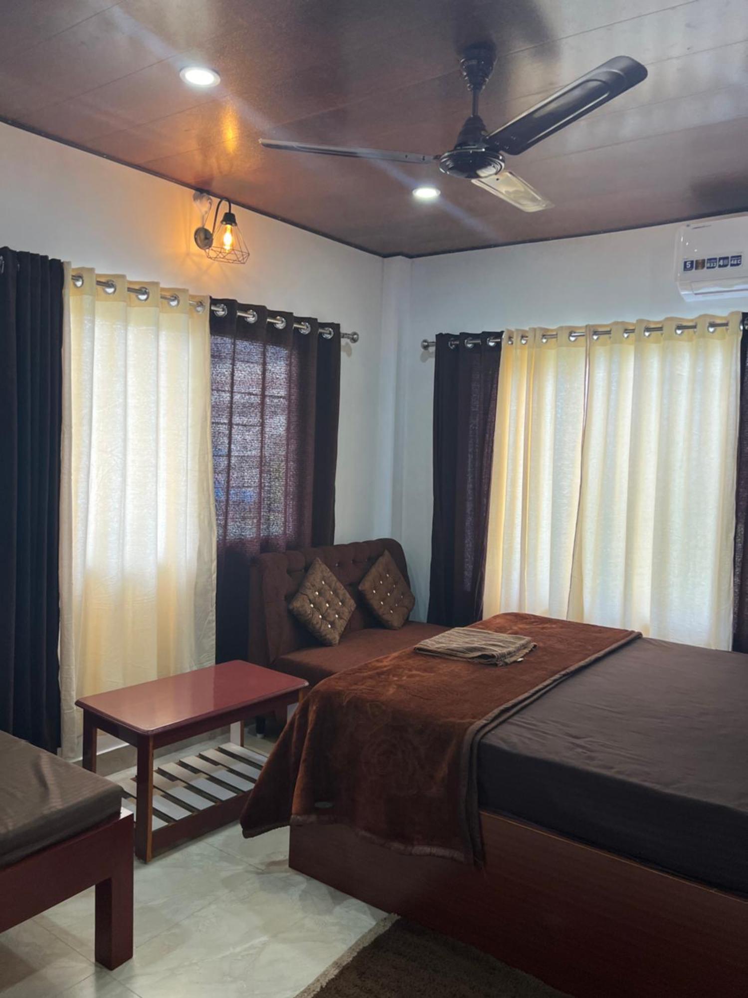 J.J Bed And Breakfast Port Blair Kültér fotó